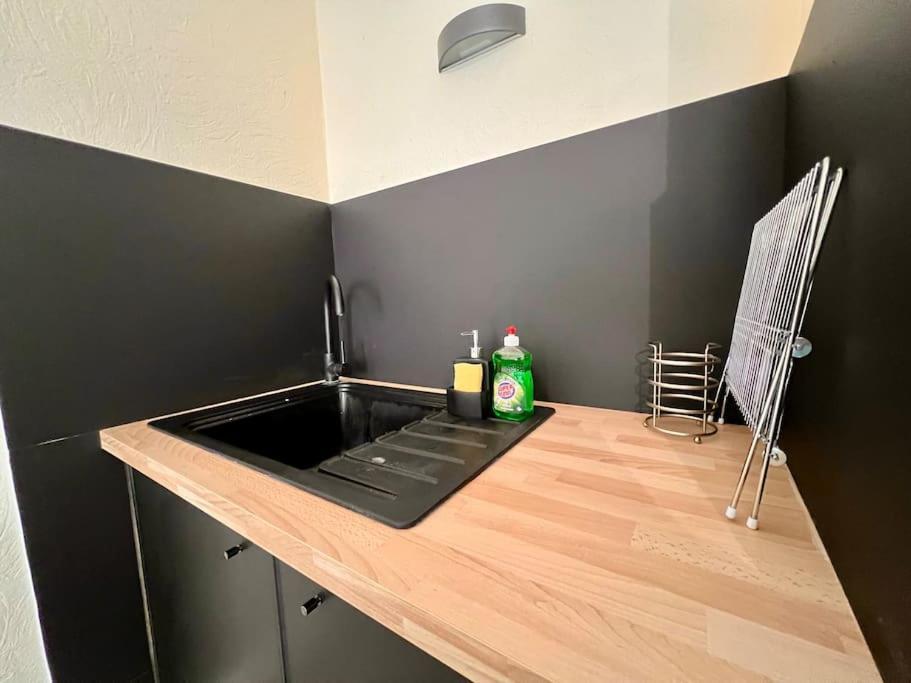 Appartement Climatise 4Prsn Au Pied De La Citadelle Besançon Exterior foto